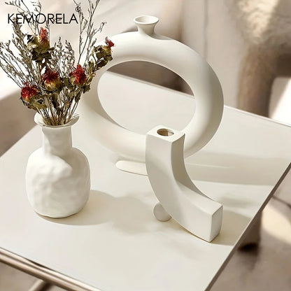 Nordic Ceramic Donut Vase – Circular Hollow Flower Pot for Home & Office Decor