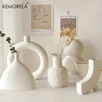 Nordic Ceramic Donut Vase – Circular Hollow Flower Pot for Home & Office Decor